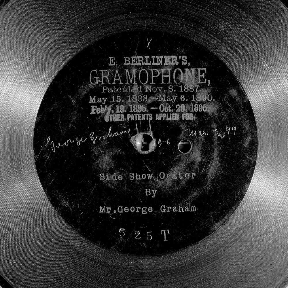 Label of the record with ID 046b03f230752f78d0858045b6d52cdc