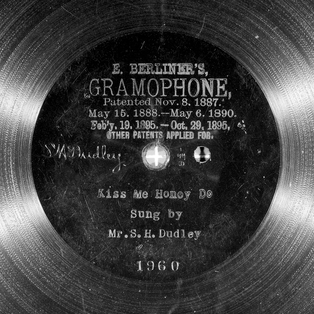 Label of the record with ID 06e50c94a427e78c328fb5fbfae3c04c