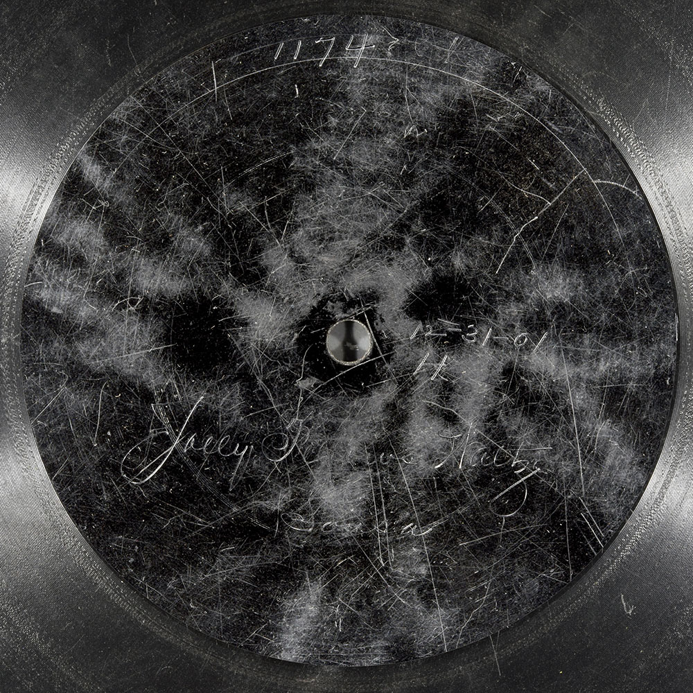 Label of the record with ID 0d48299513d51f6edfd078f54bfbb47c