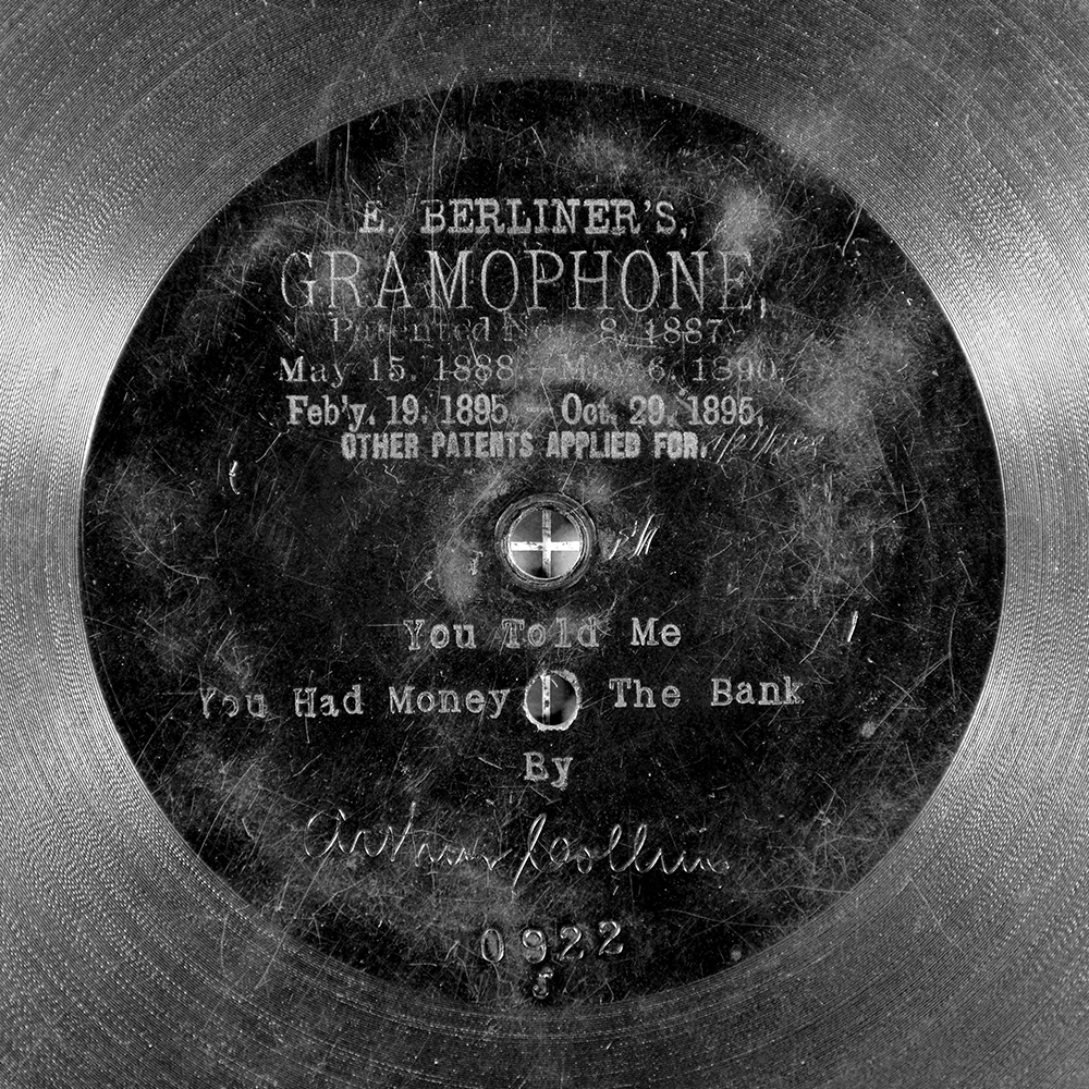 Label of the record with ID 0e7acdb23350e4f902d664184ba6abe5