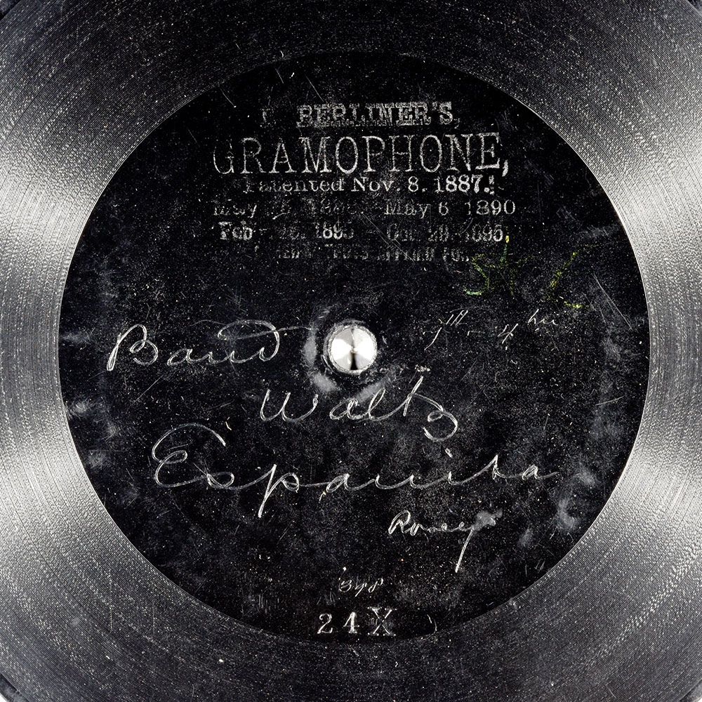 Label of the record with ID 1321e8843a675d58705eaa363e693889