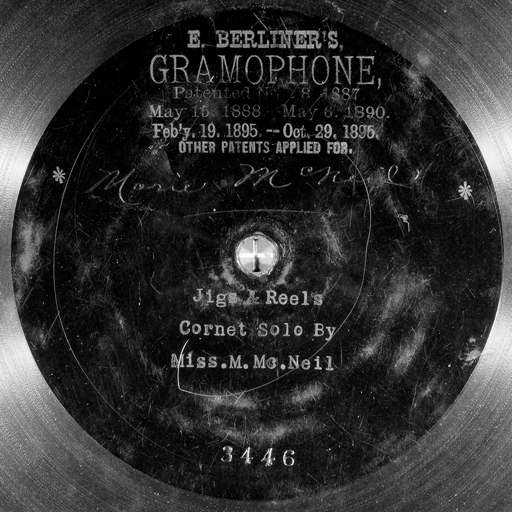 Label of the record with ID 17b729cb3d4a6ff1d07e9d824f574654