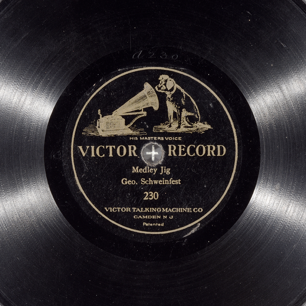 Label of the record with ID 25eeb99e75c4943e2577bda018f50850