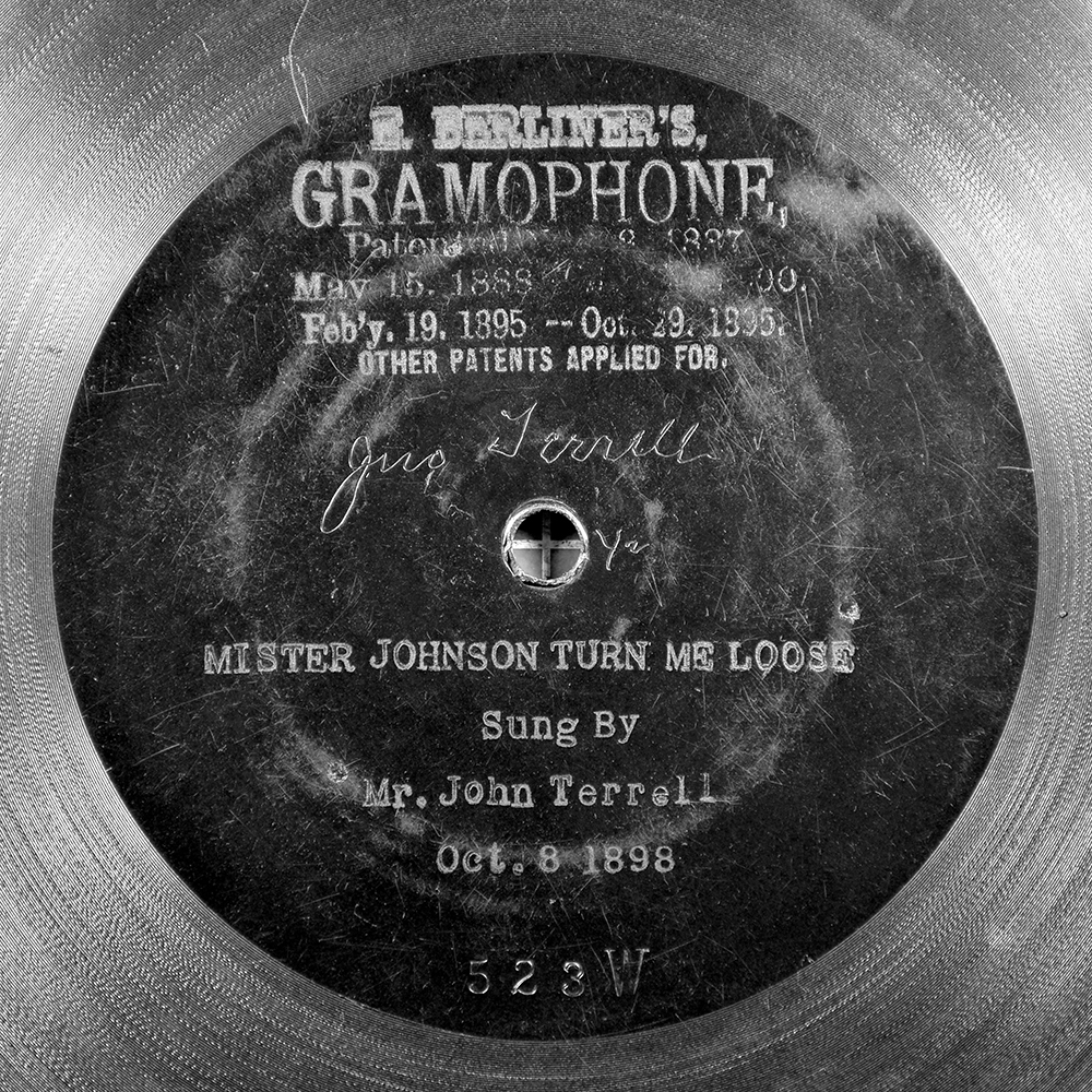 Label of the record with ID 26b136960be127e4870bcaa627c507d7
