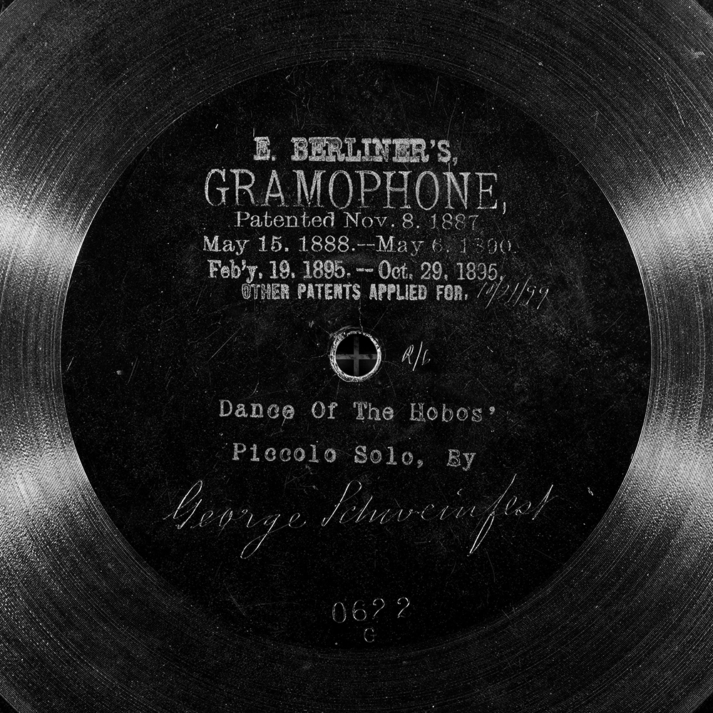 Label of the record with ID 2b811f183f17907679e887a42dd00965
