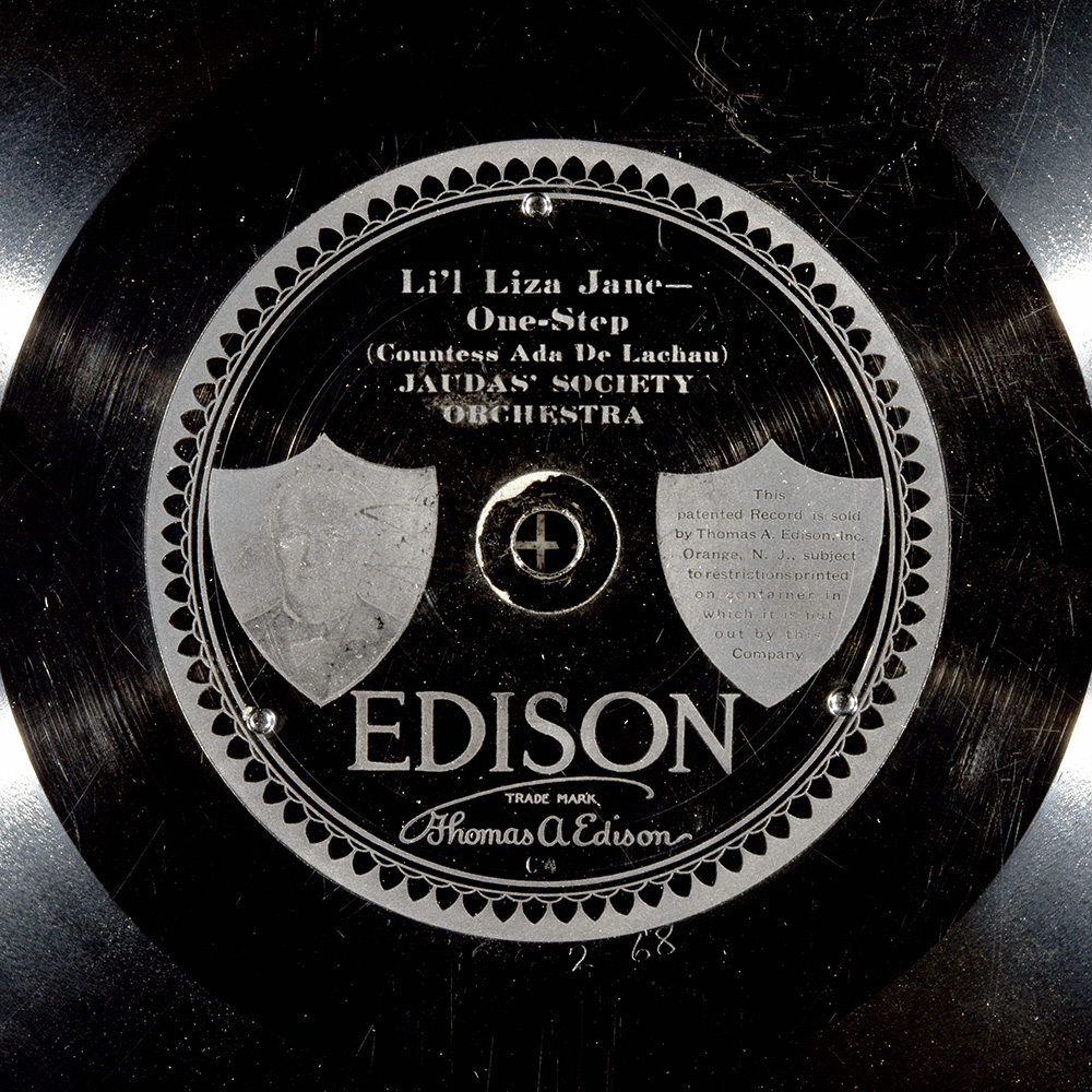 Label of the record with ID 2e932cd934544428047f1cf71acc94c5