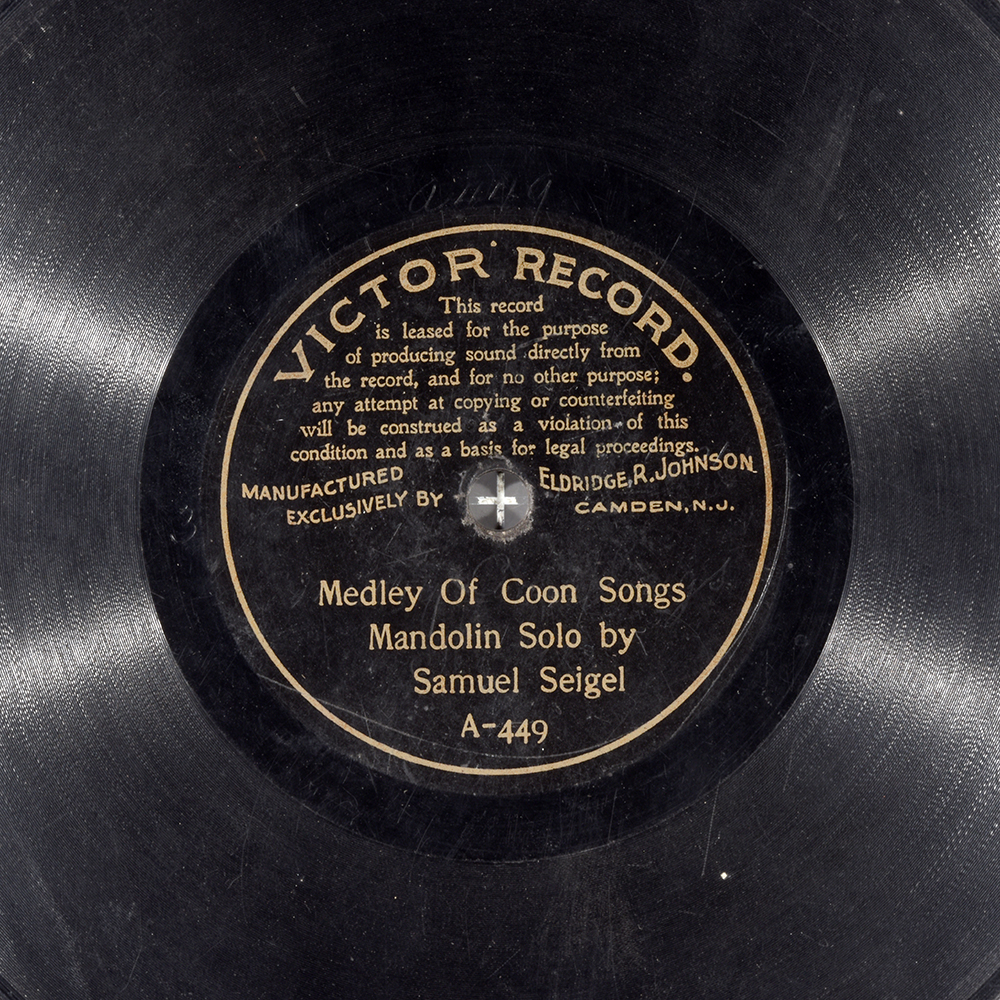 Label of the record with ID 2ed9a561d2386f958b0f13c8277c6831