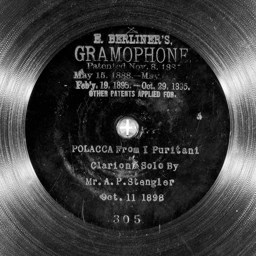 Label of the record with ID 5146531549cb35f2a047f9e64e4325ba
