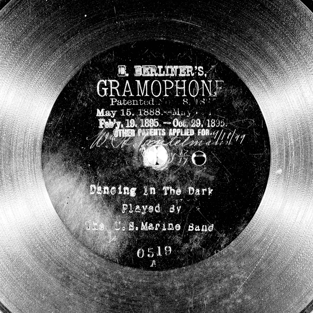 Label of the record with ID 830fa154703c5a618f7cca3d390f6aff
