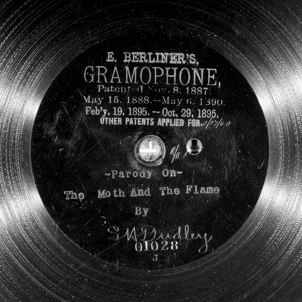 Label of the record with ID 87754688222b4cb9ec9250704de5b032