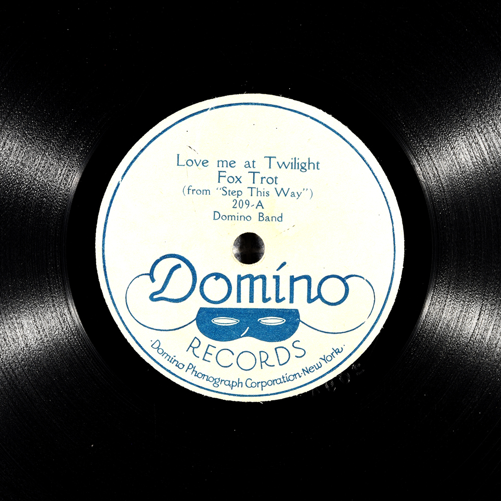 Label of the record with ID 887d1c417d362d64e8c2b1cb8a1f85cb