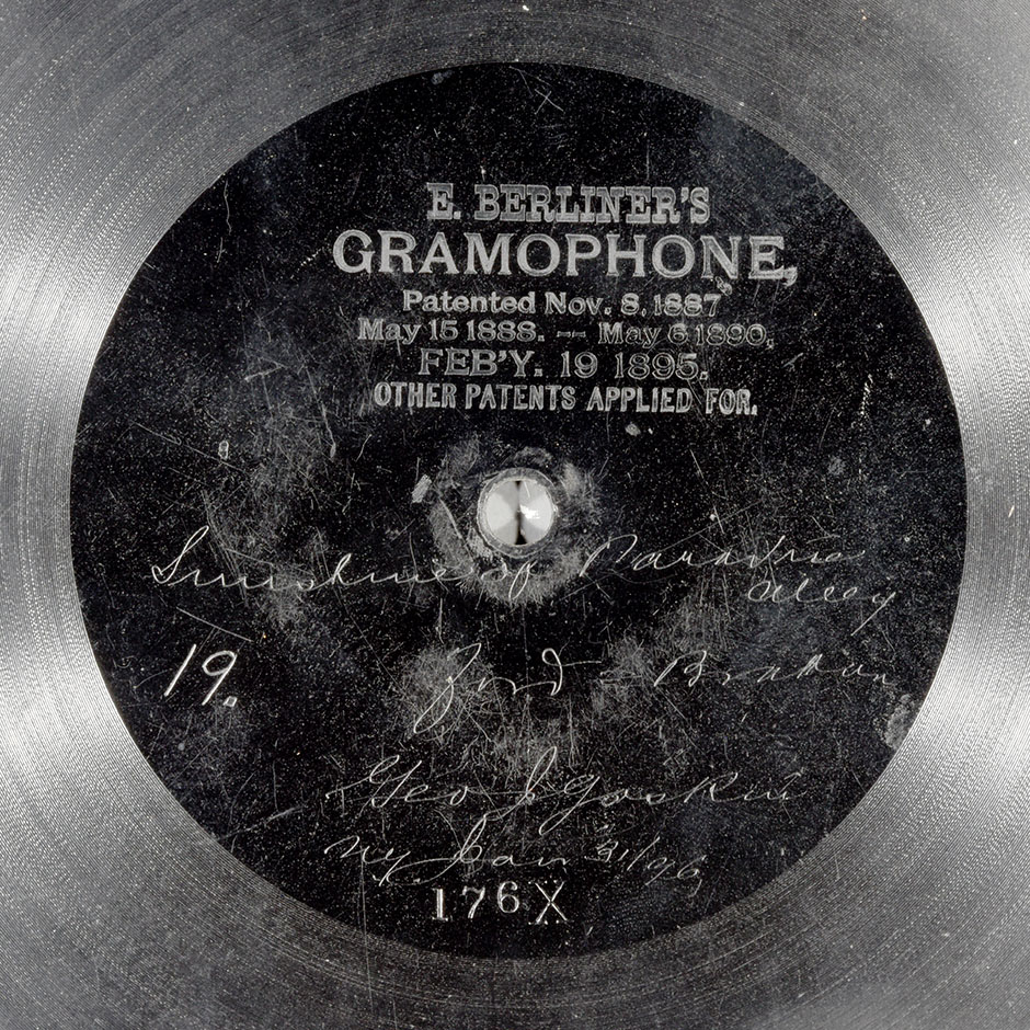 Label of the record with ID 89de6c536177f4ed924c9861475513a3