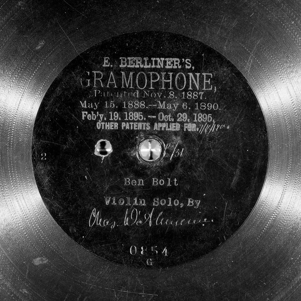 Label of the record with ID 8f2f0a2b49bd69aca504a06a080c94bf