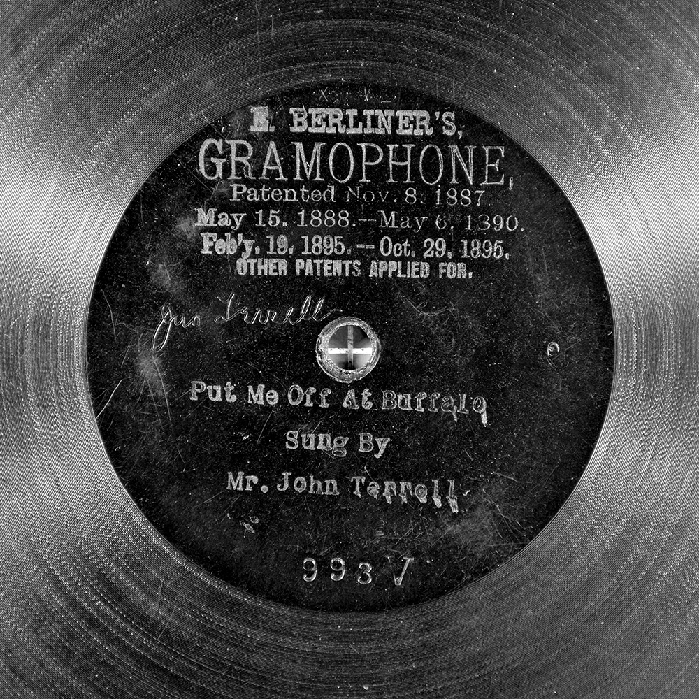 Label of the record with ID 9b820b28e1331b6dec399db6464a3c04