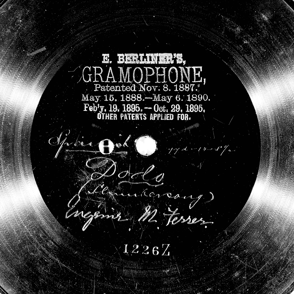 Label of the record with ID 9e5e0569e25c3a01510390b3b00270c7