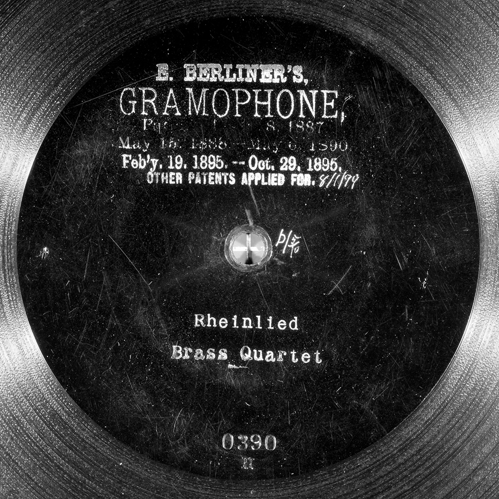 Label of the record with ID b09f0f9e7b952c32c752998fa3235476