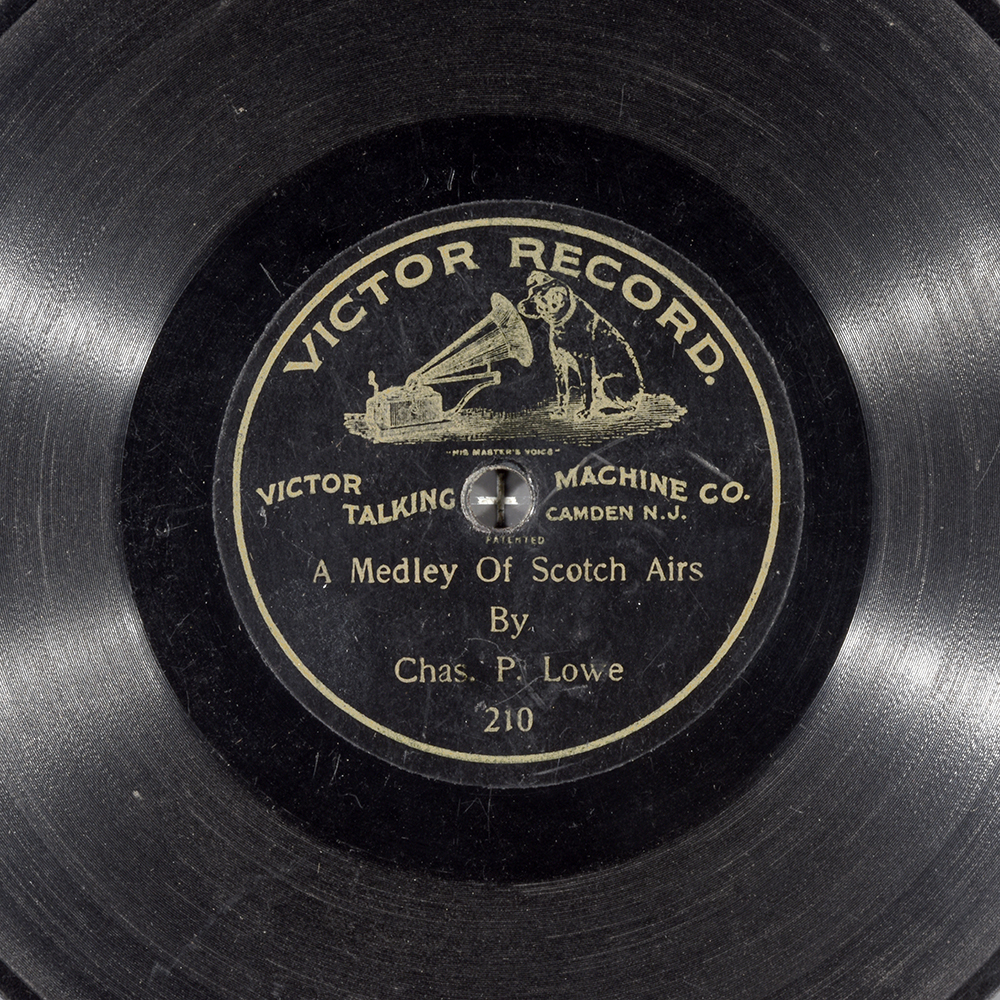 Label of the record with ID b517fcba53140d69c2669e7fe41a8d47