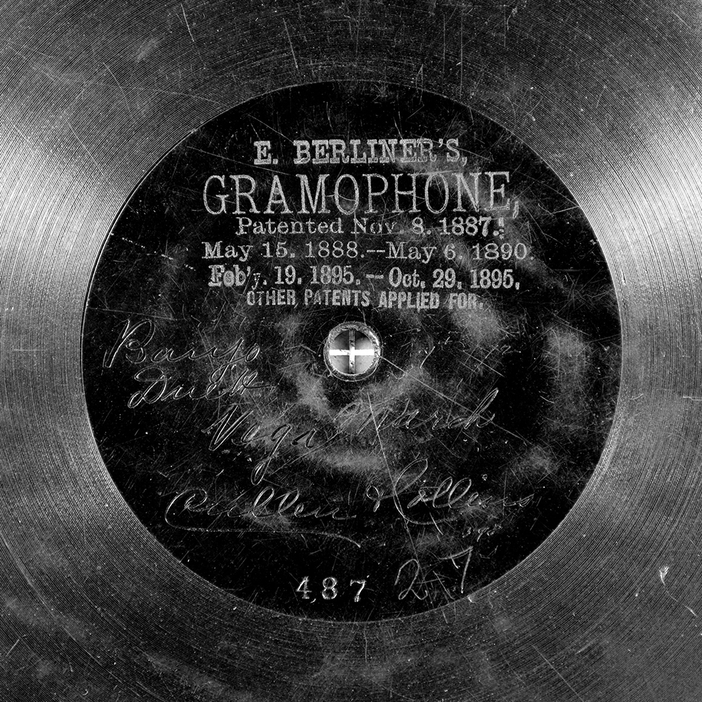 Label of the record with ID b84790ab6387bc48a59eb1027d633ed1