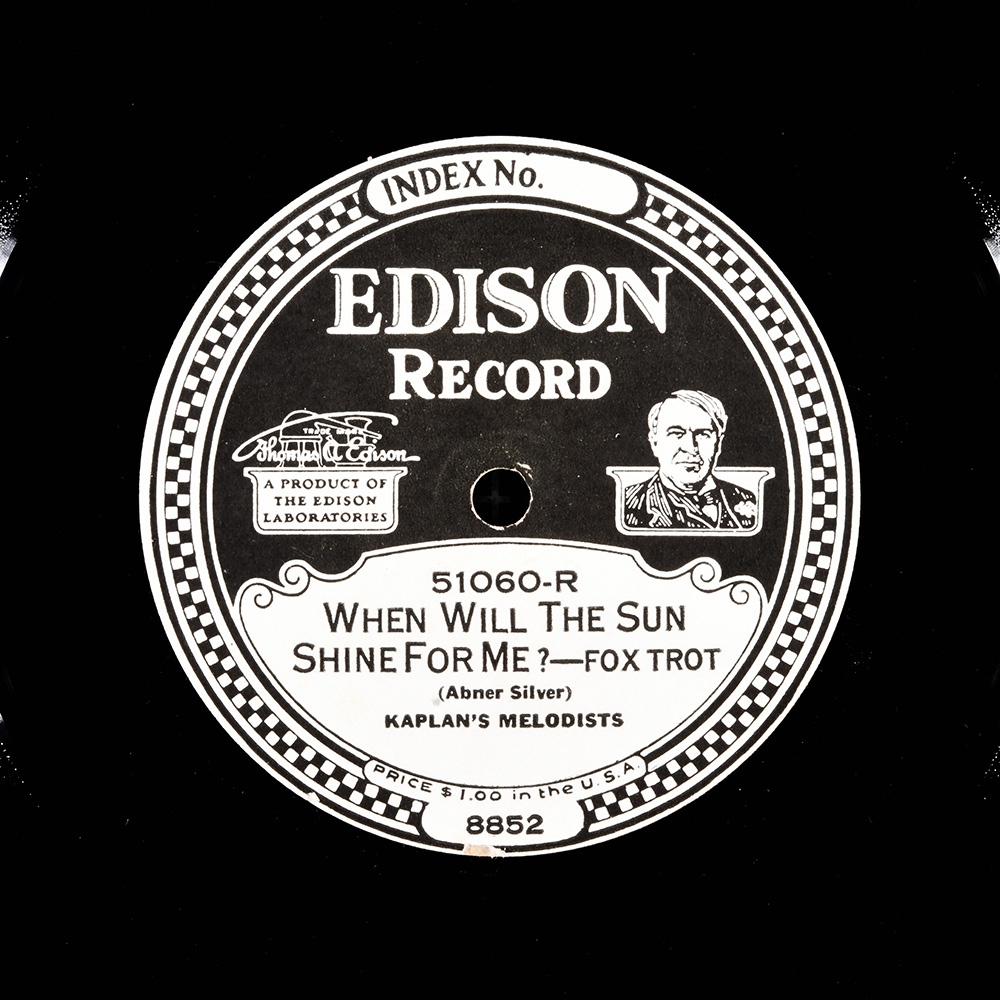 Label of the record with ID bab660bb8e1d9d647f5ec28908836f6f