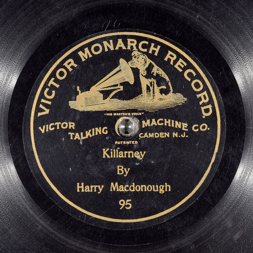 Label of the record with ID d284cb576efed16da9127d808344fa6b