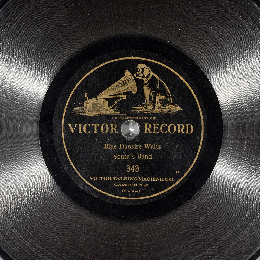 Label of the record with ID d8d9f22cbe3c9efcc63928d4285c8e2e