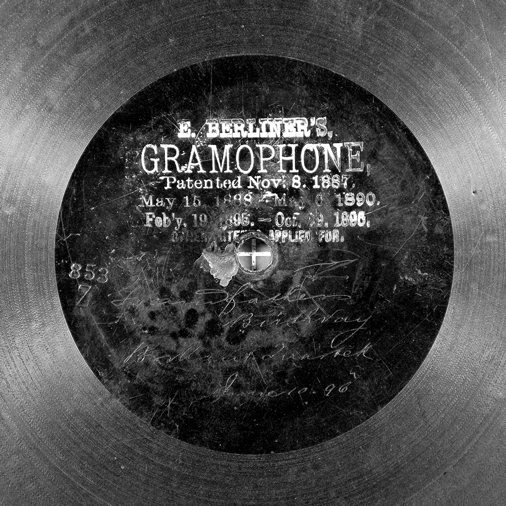 Label of the record with ID dd73e3e9802f965b5273a11a75df3cd9