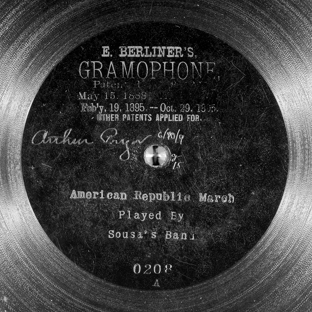 Label of the record with ID e027fcb79f1302020fc0584e3133b49a