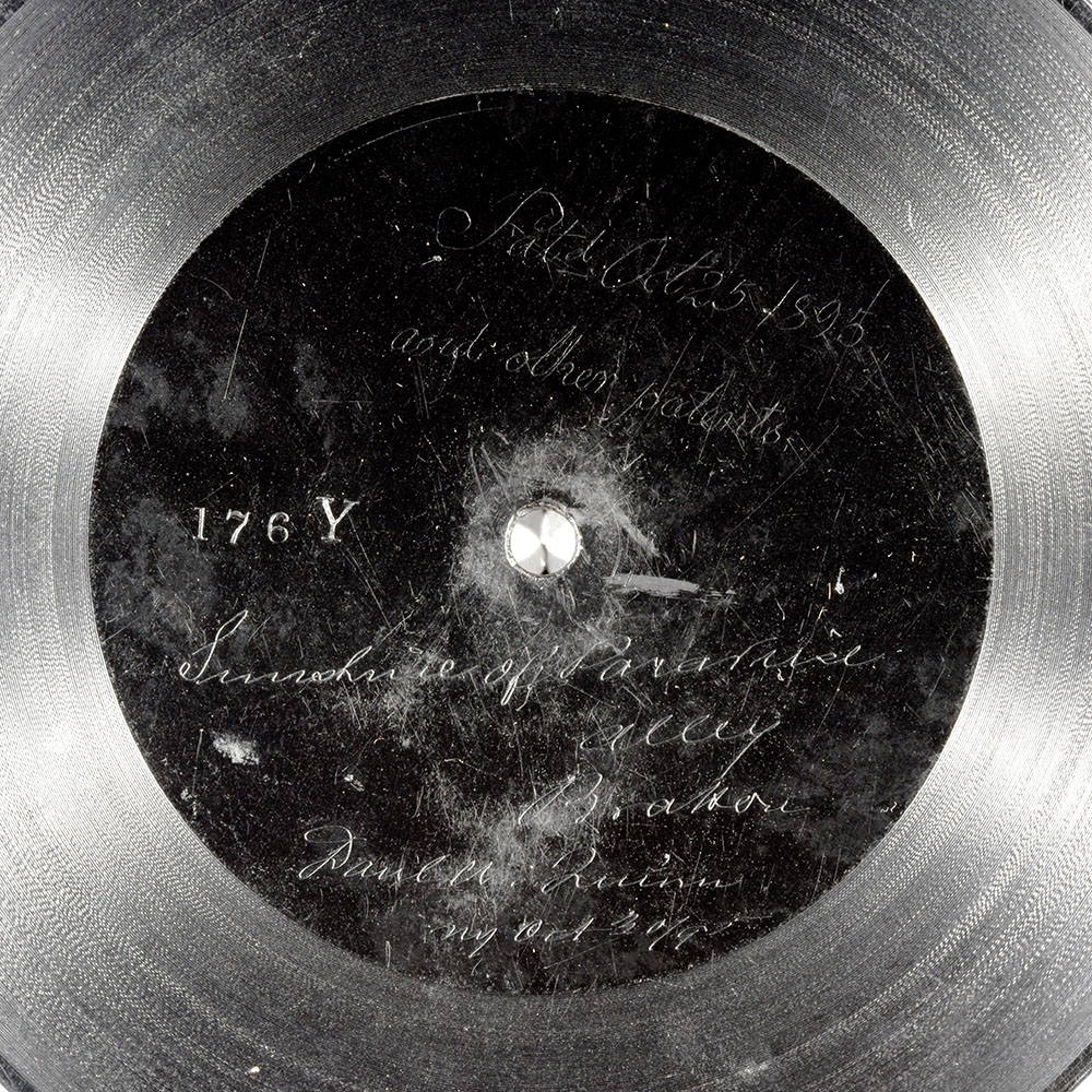 Label of the record with ID e24733ca10d1d9766f445eb3cd91bb89