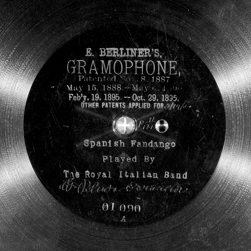 Label of the record with ID ec15375420e68381c335e107f21d8d6d