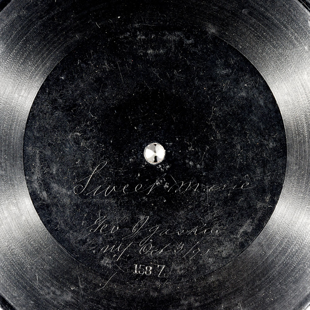 Label of the record with ID ee03ff77225fc9a95ea462040be97578