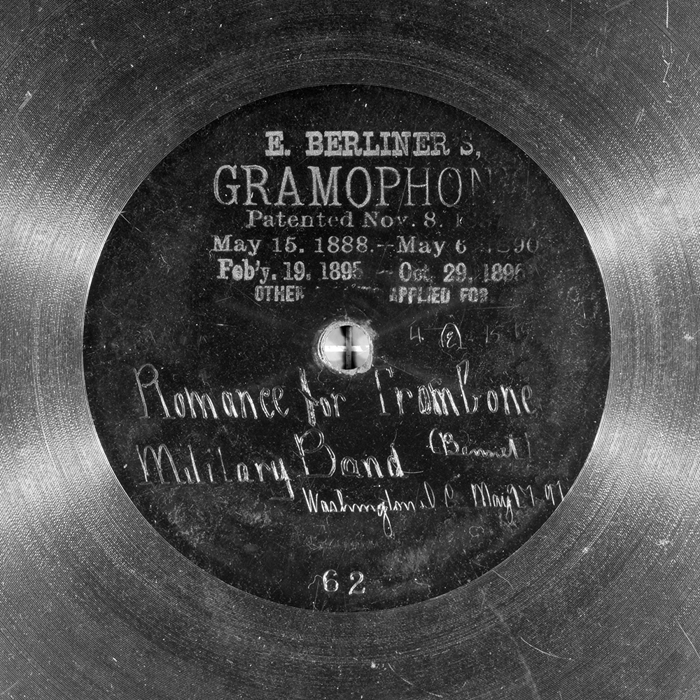 Label of the record with ID f212d898fe1a0335a9b358c6775d4786