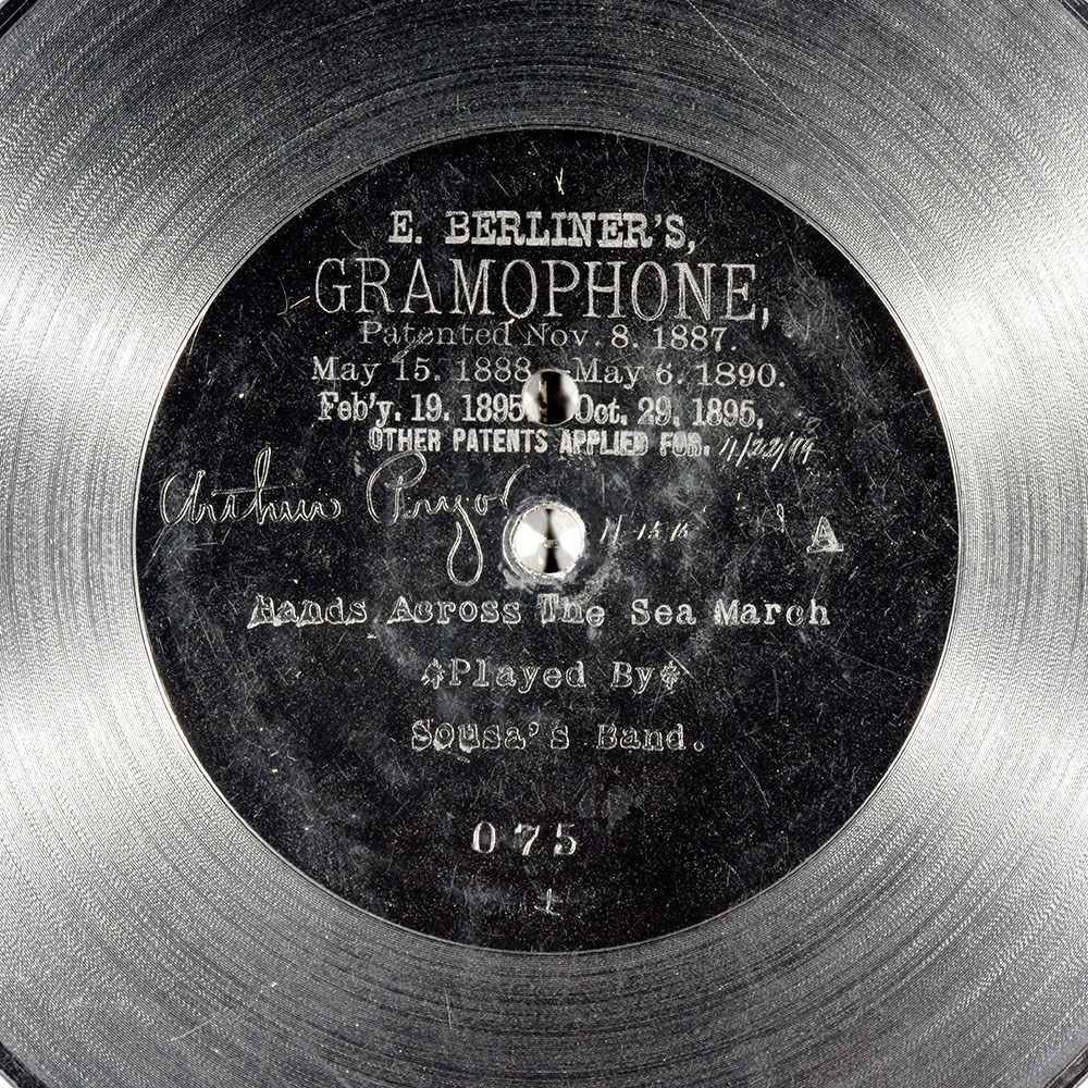 Label of the record with ID f74353f903a6d2a24dab0cef0f924938