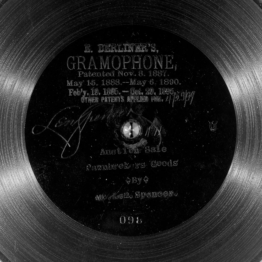 Label of the record with ID f887049aea878093a3877efe322cec8e