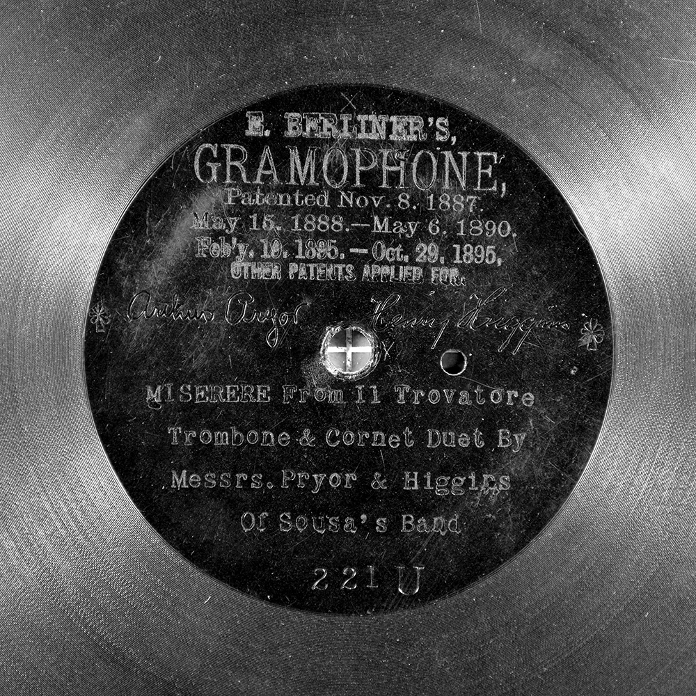 Label of the record with ID f94ac5d7fd1a83c90212a385463d2e52