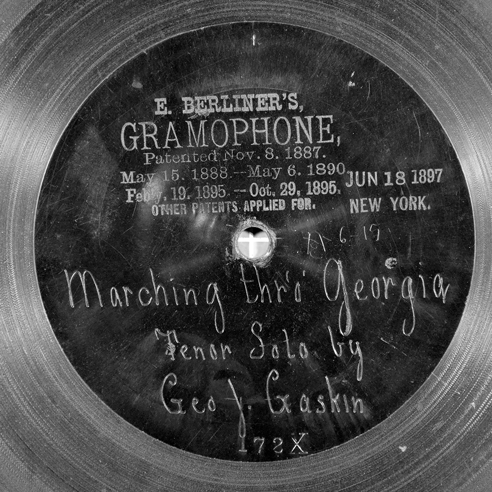 Label of the record with ID fa32e83b68357059fd815e4f3d76fae8