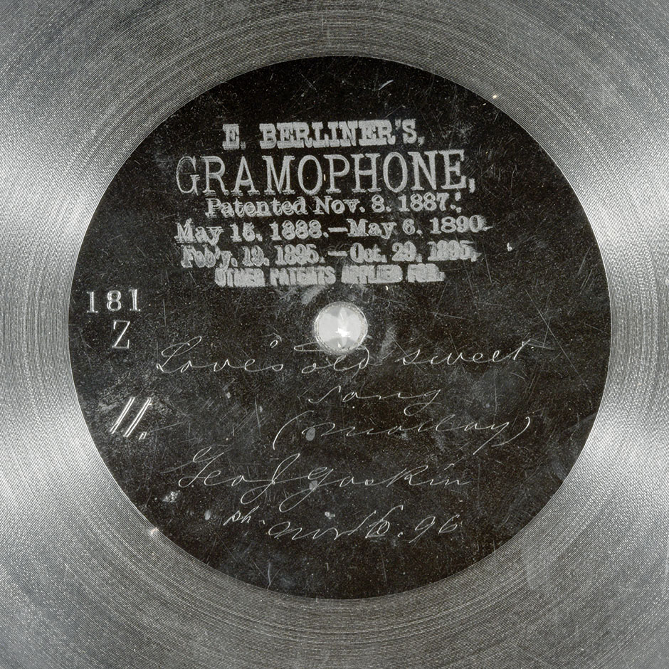 Label of the record with ID faaeff6aef64e86eff338710d7b3355c