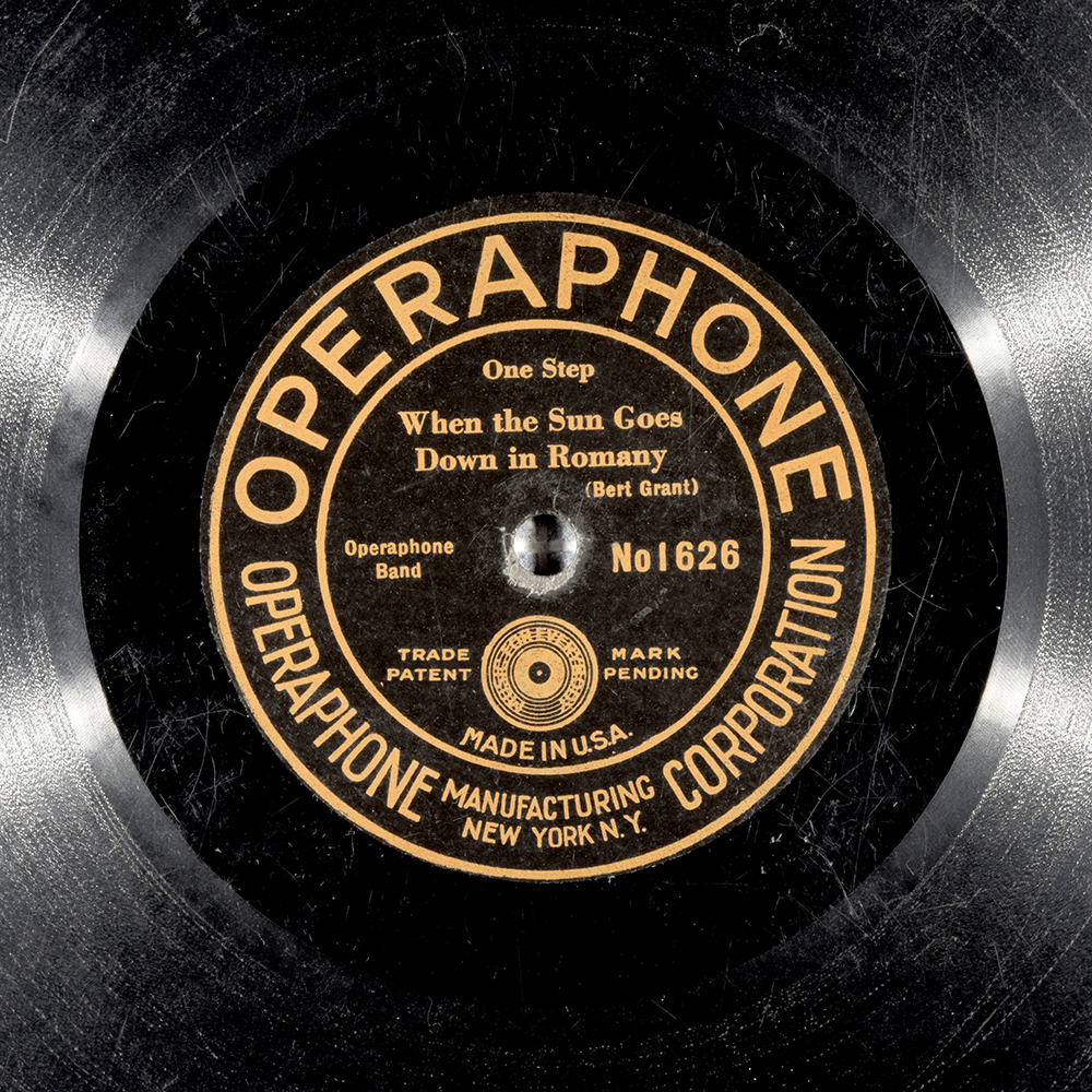 Label of the record with ID 2e3d6f5e05df5da66db06be83b11982d