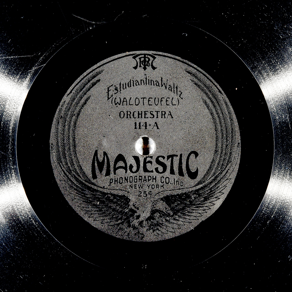 Label of the record with ID 608fff47149324c3e7aed04d6dc1251a