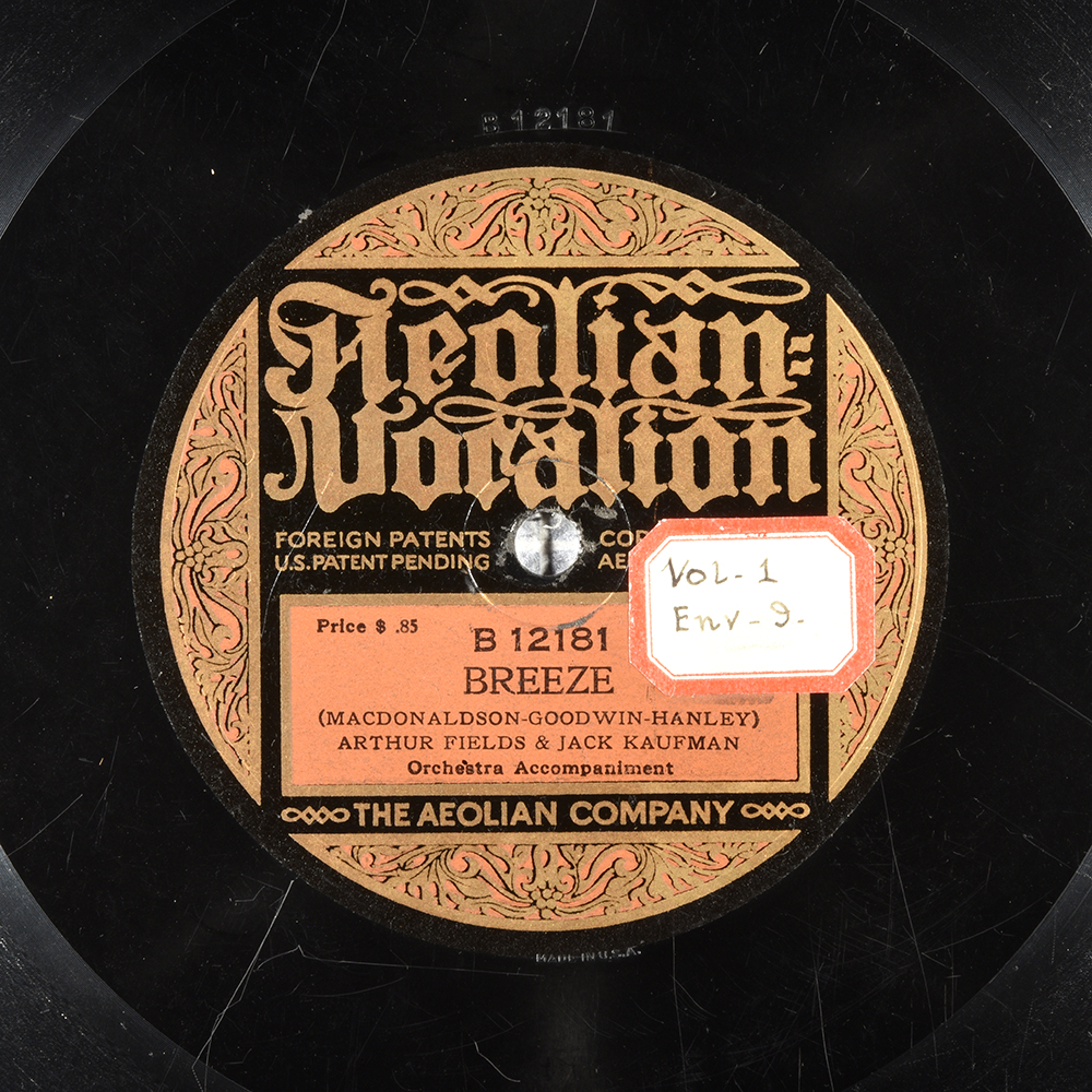 Label of the record with ID 727c95553458d4f839ac136ce7895146